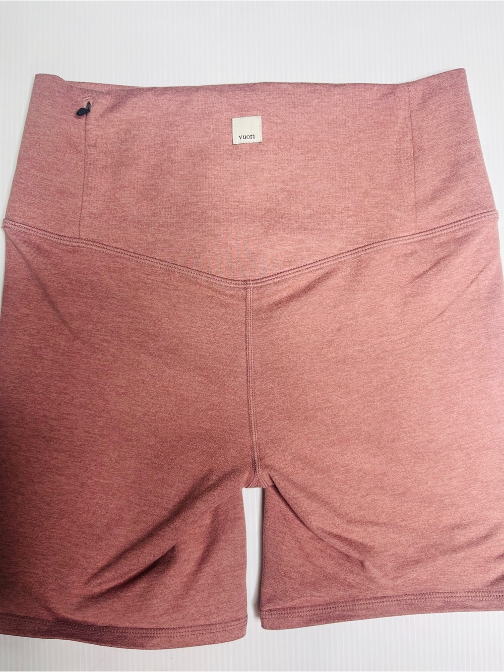 Vuori Clean Elevation Shorty Bike Shorts in Pink Heather - Picture 6 of 7